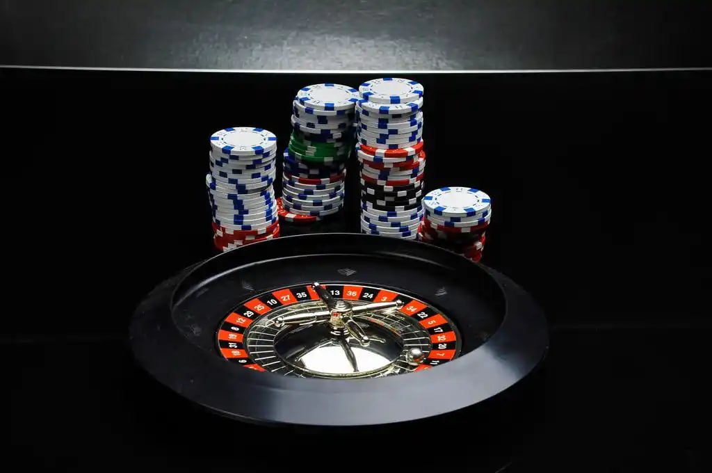 Pengalaman bermain sportsbook dan kasino live di bajutogel dengan antarmuka Indonesia mobile